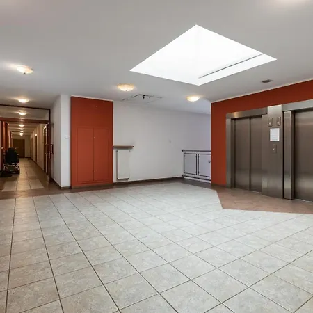 Appartement Modern&cozy Garbary With Parking And Balcony By Renters *