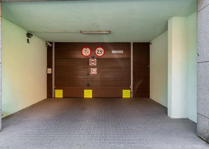 Appartement Modern&cozy Garbary With Parking And Balcony By Renters